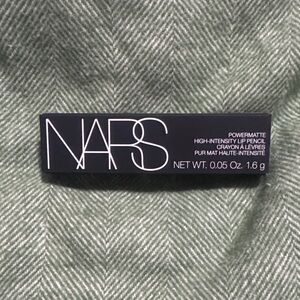 New NARS power matte high intensity lip pencil crayon in walkyrie180